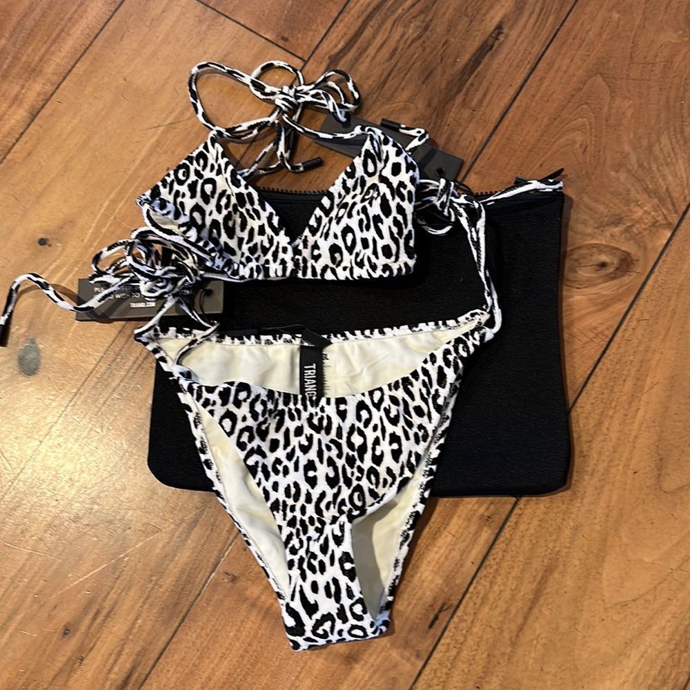 TRIANGL VINCA POWDER BLACK AND WHITE LEOPARD PRINT VELVET SUIT NWT + BAG